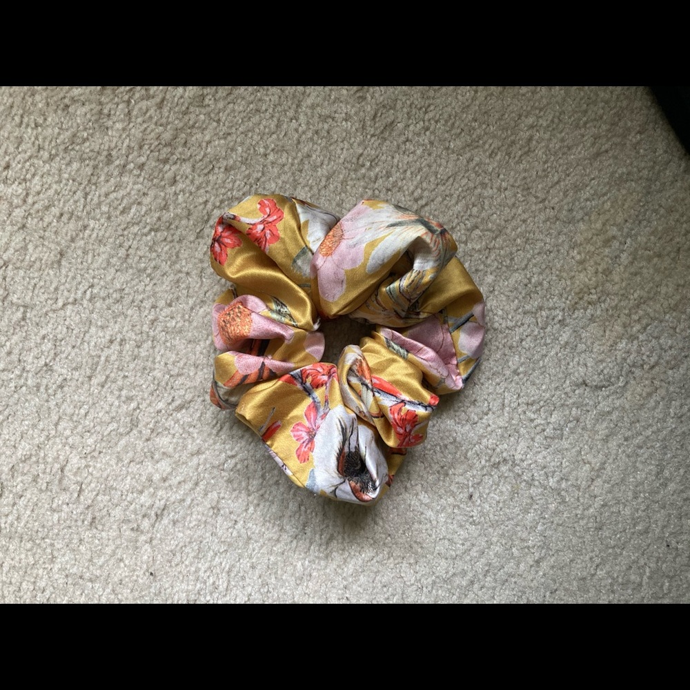 Anthropologie oversized scrunchie